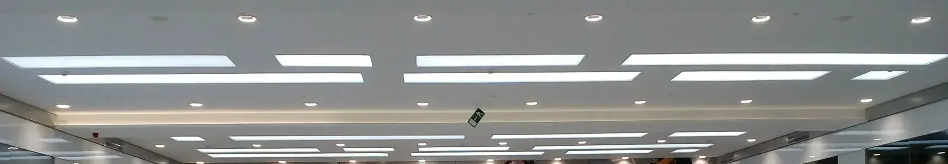 Bad lighting example Example of poor performance lighting - long length of LED strips is causing not sufficient voltage at the end, thus LED line is not evenly bright