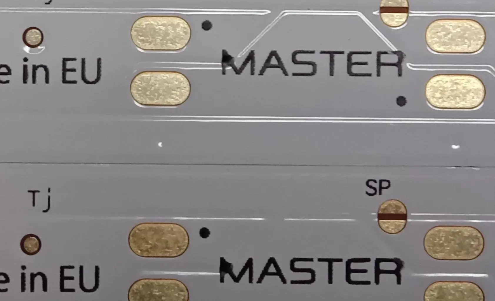 Gold treatet surface of FCBs for MASTER LED strips to prevent corrosion
